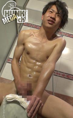 【Boy：HD高画質】18歳ノンケが風呂場でエロオナ！